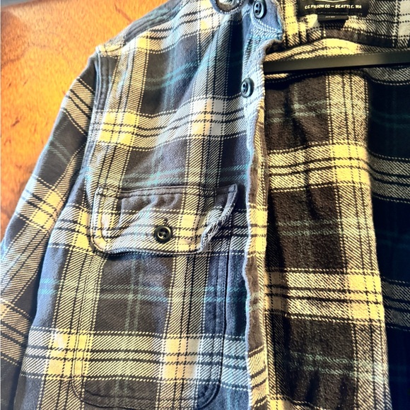 Filson button down - Picture 4 of 11